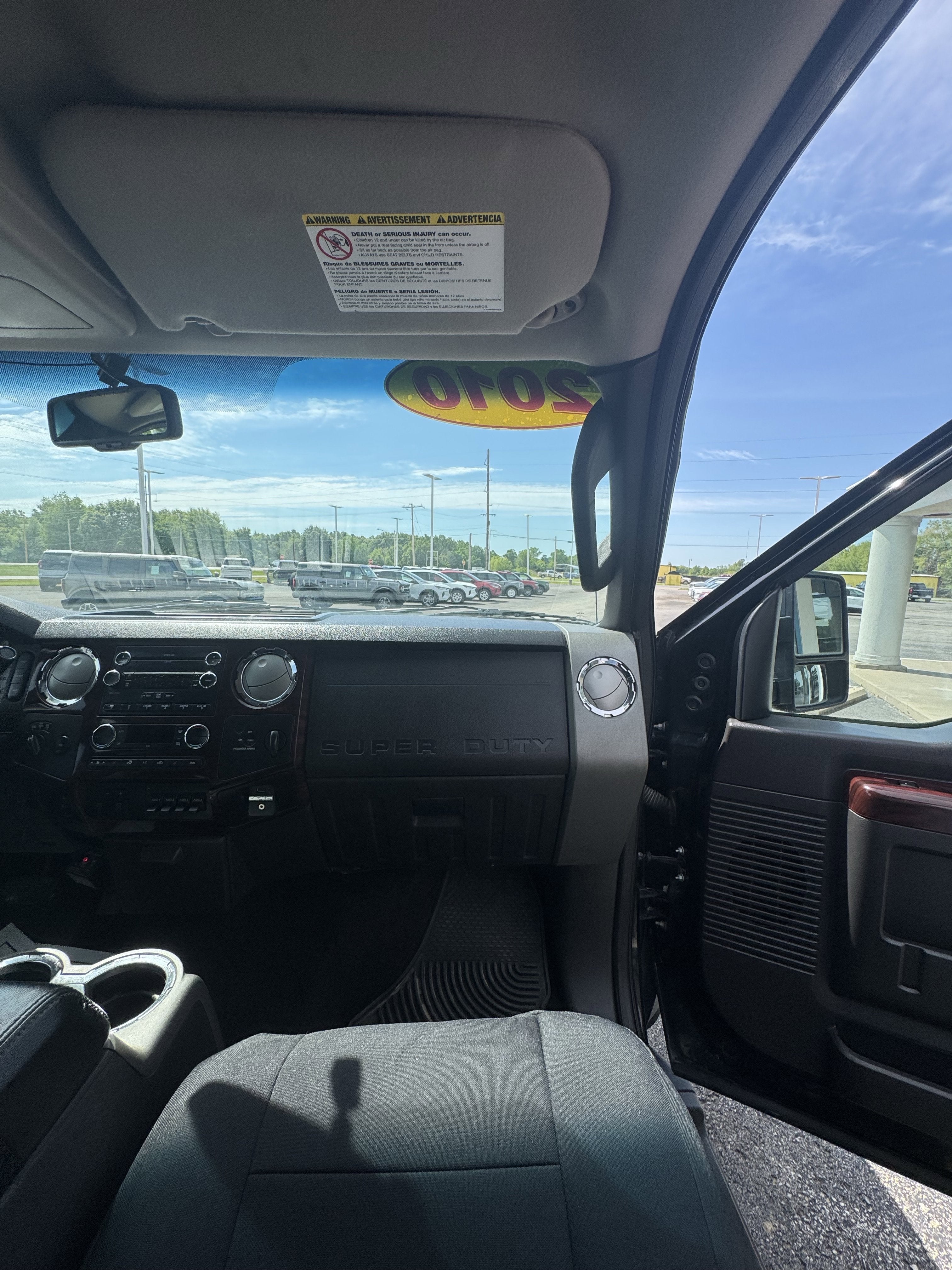 2010 Ford Super Duty F-550 DRW Lariat