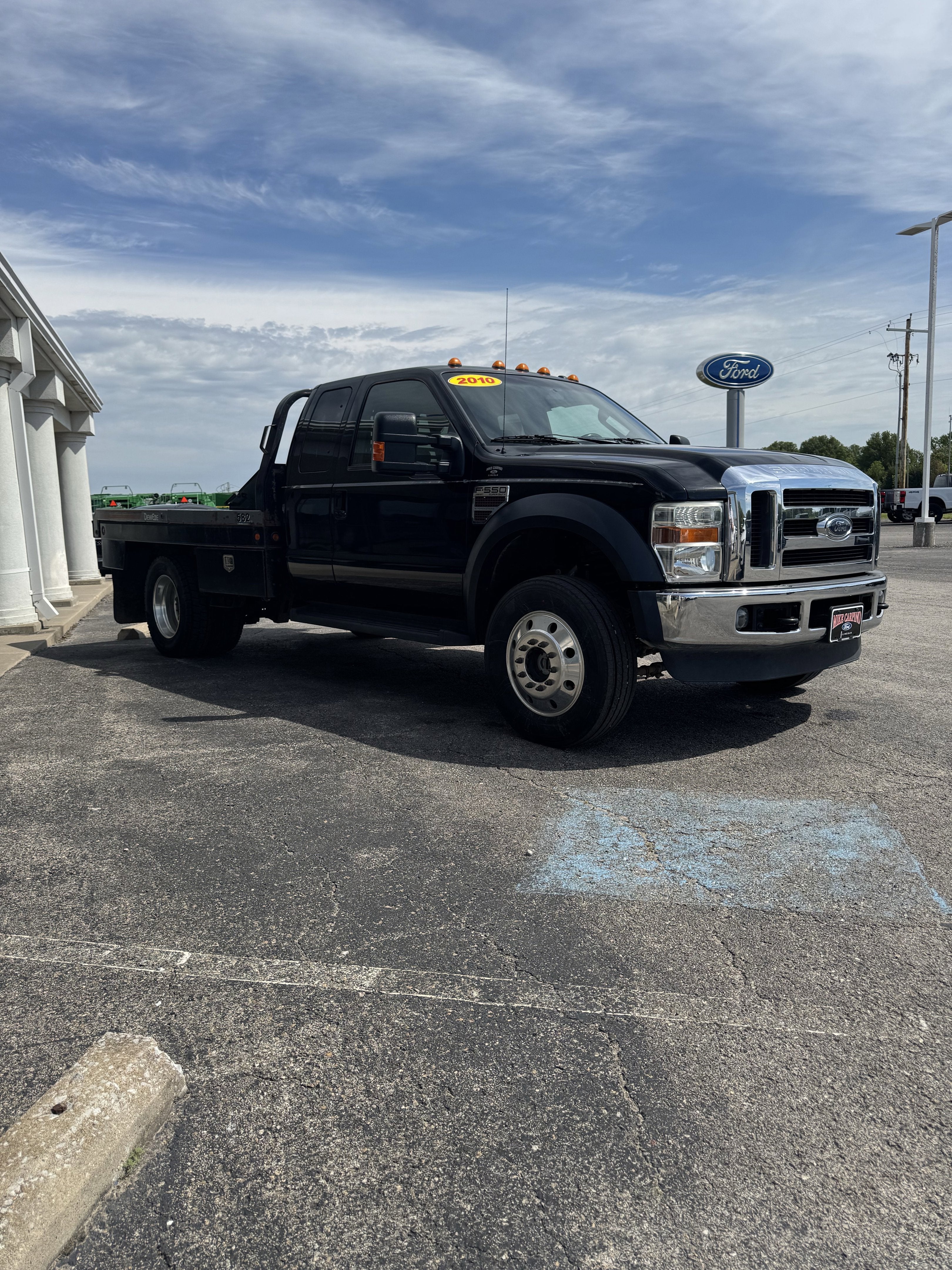 2010 Ford Super Duty F-550 DRW Lariat