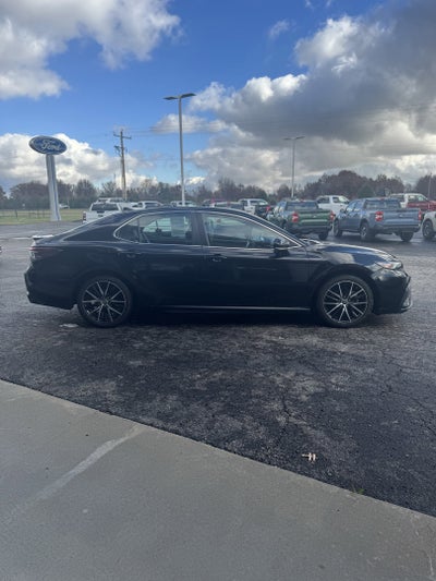 2022 Toyota Camry SE Nightshade