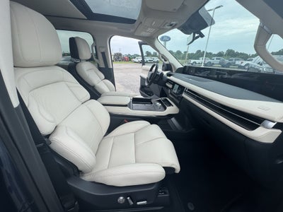 2027 Lincoln Navigator Reserve