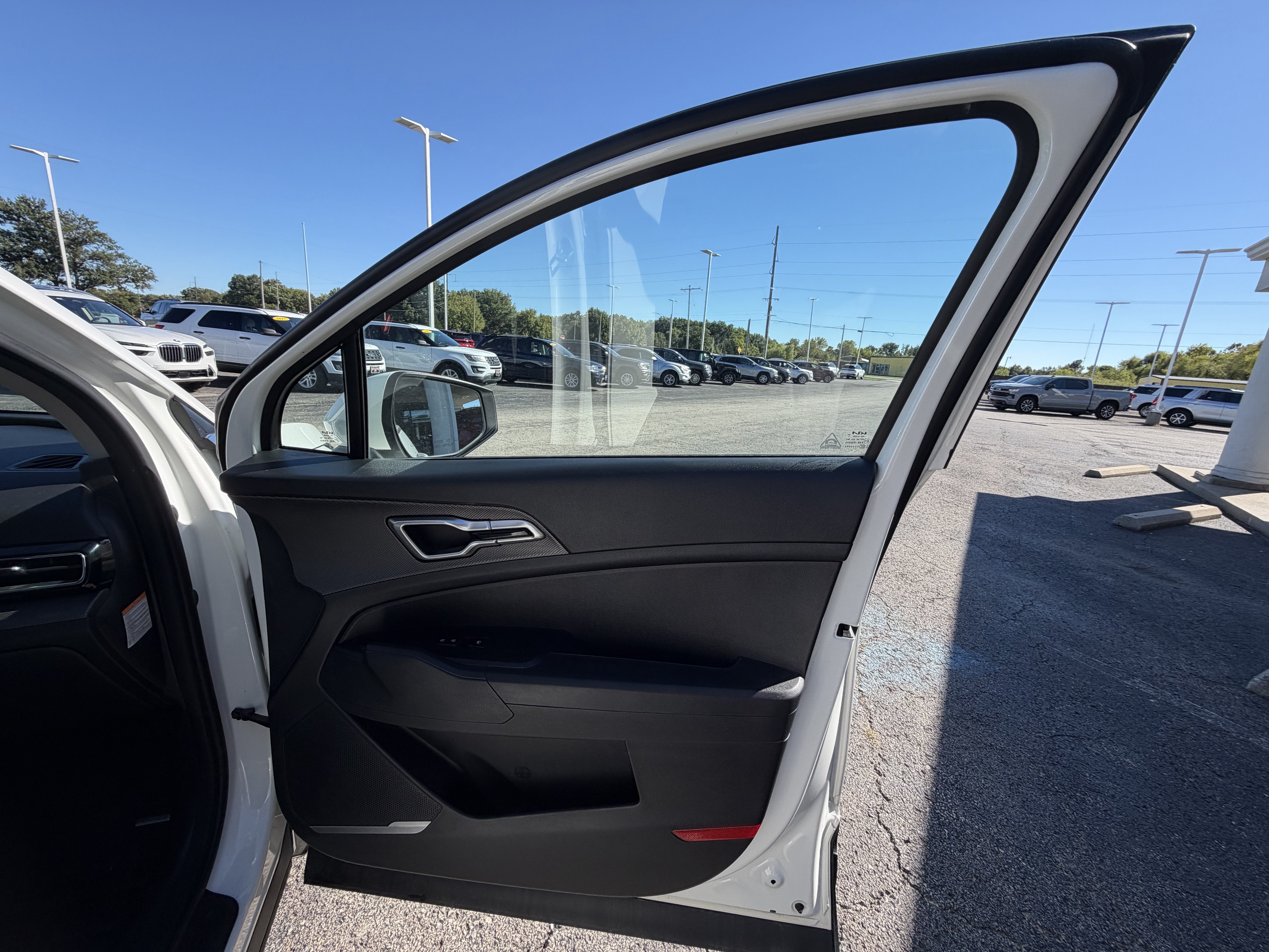 2023 Kia Sportage Hybrid LX