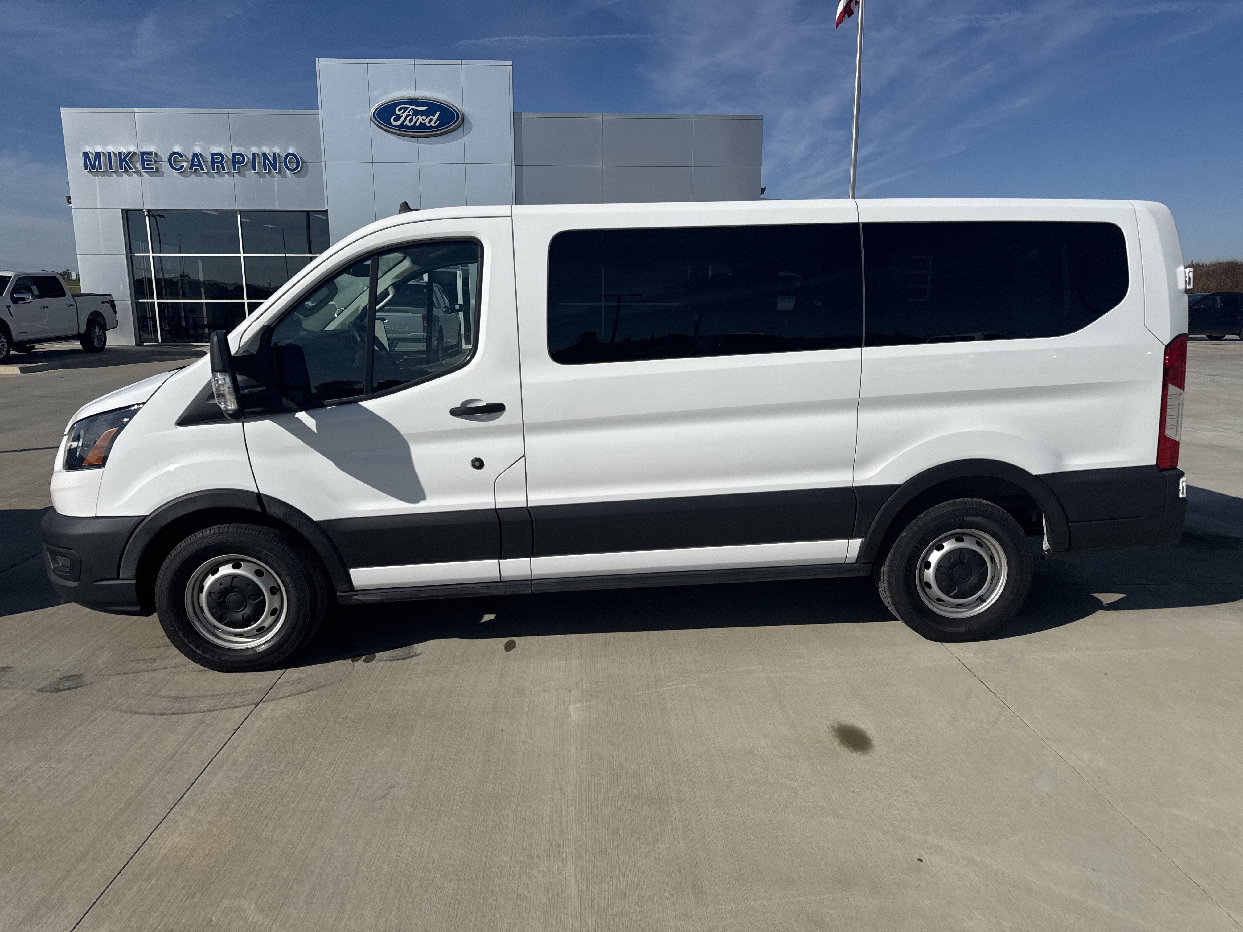 2020 Ford Transit Passenger Wagon XL