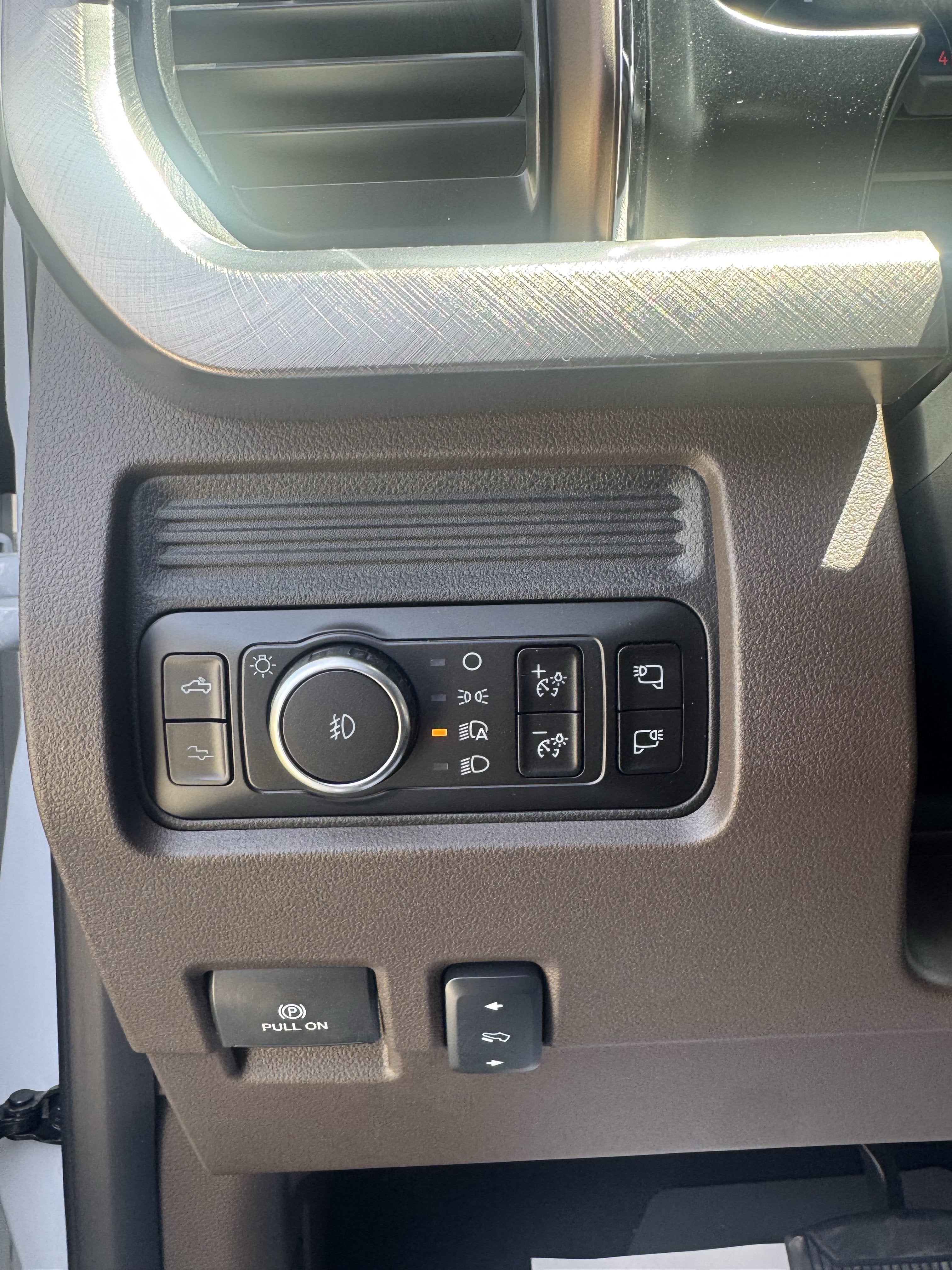 2026 Ford Super Duty F-350 SRW F-350® King Ranch®