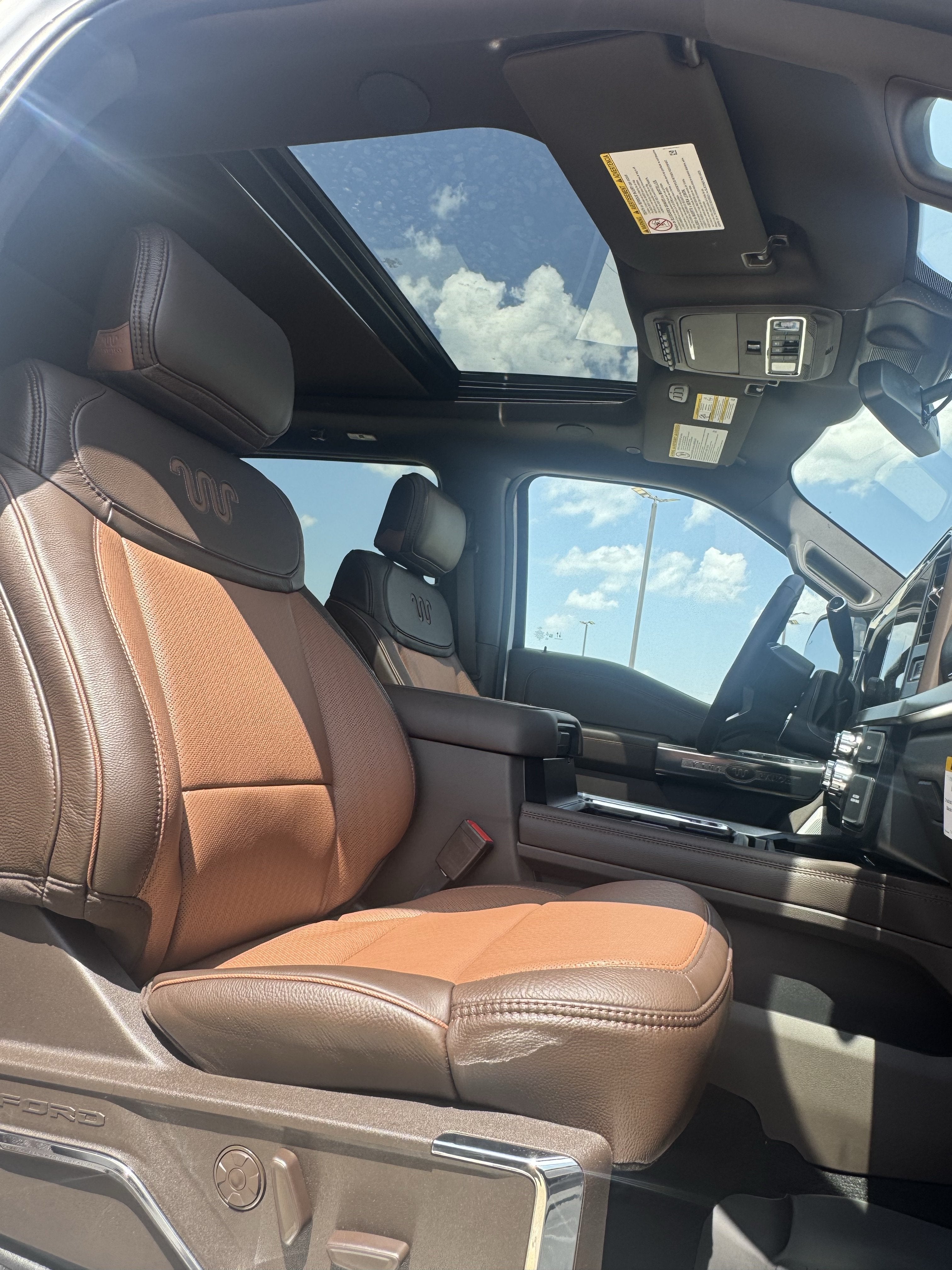 2026 Ford Super Duty F-350 SRW F-350® King Ranch®