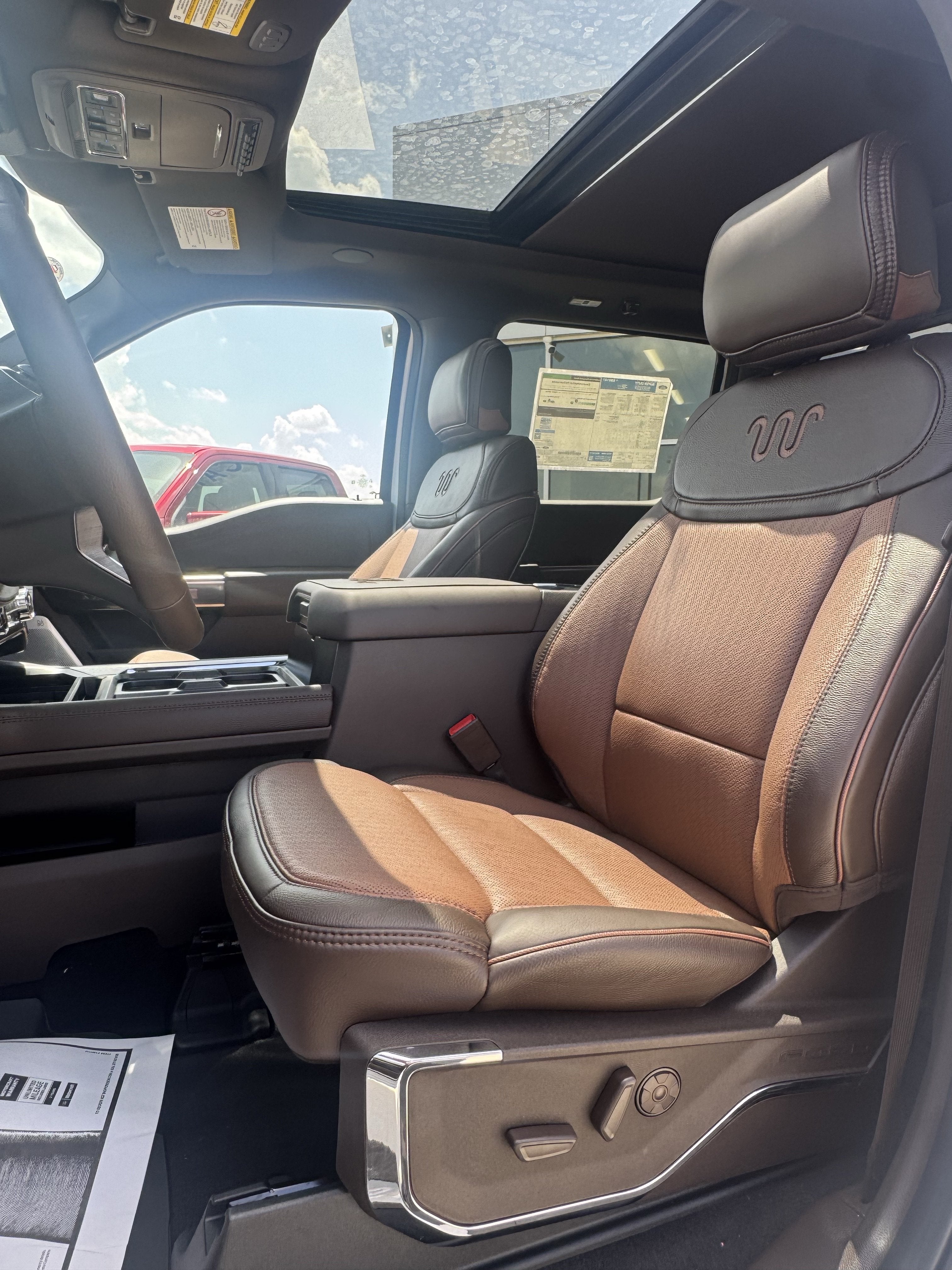 2026 Ford Super Duty F-350 SRW F-350® King Ranch®