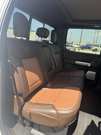 2026 Ford Super Duty F-350 SRW F-350® King Ranch®