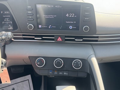 2021 Hyundai Elantra SE