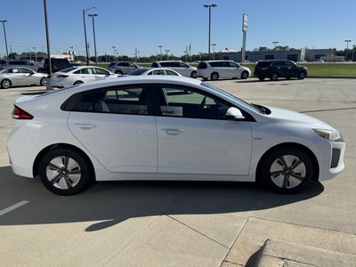 2018 Hyundai Ioniq Hybrid Blue