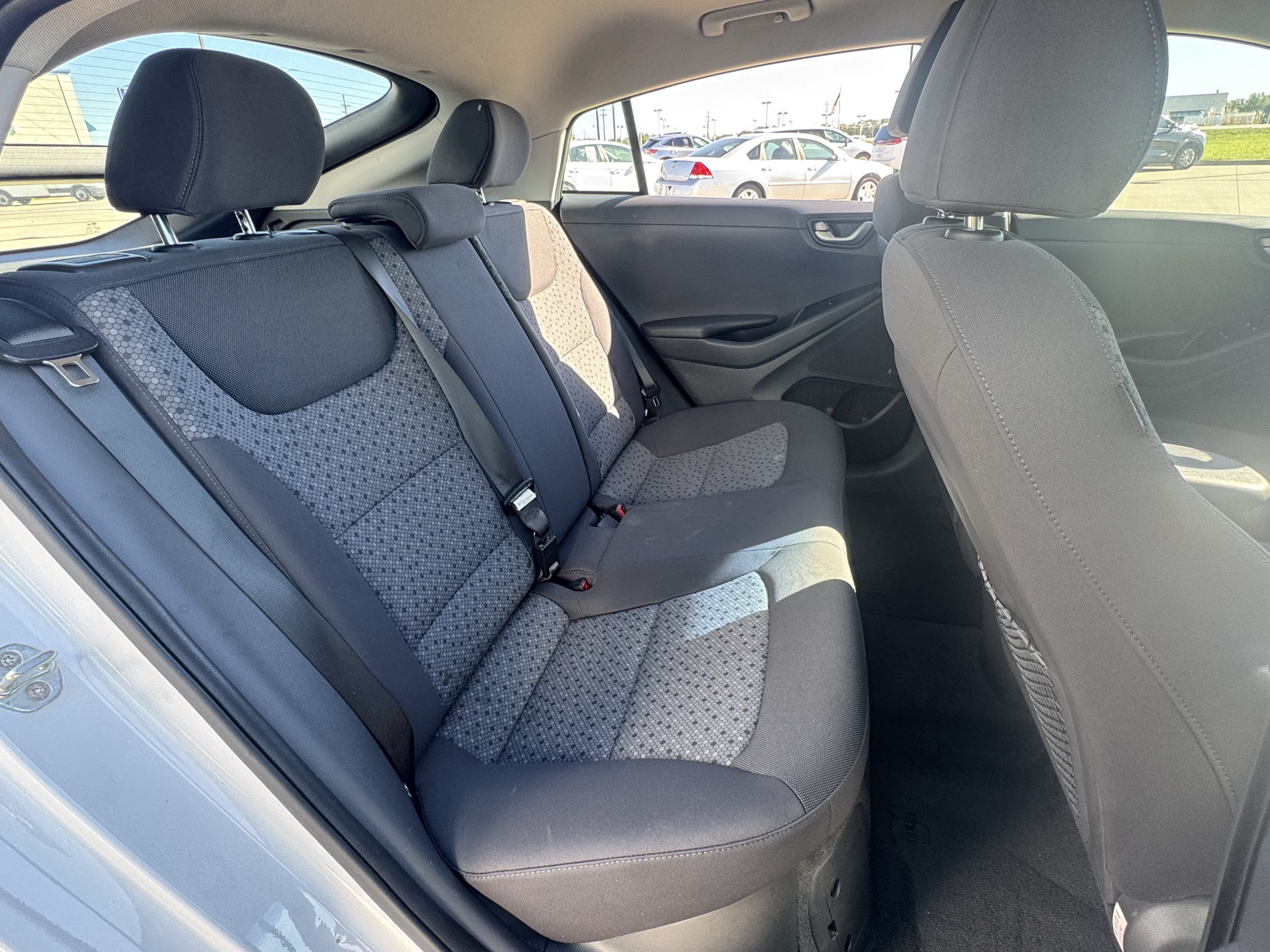 2018 Hyundai Ioniq Hybrid Blue
