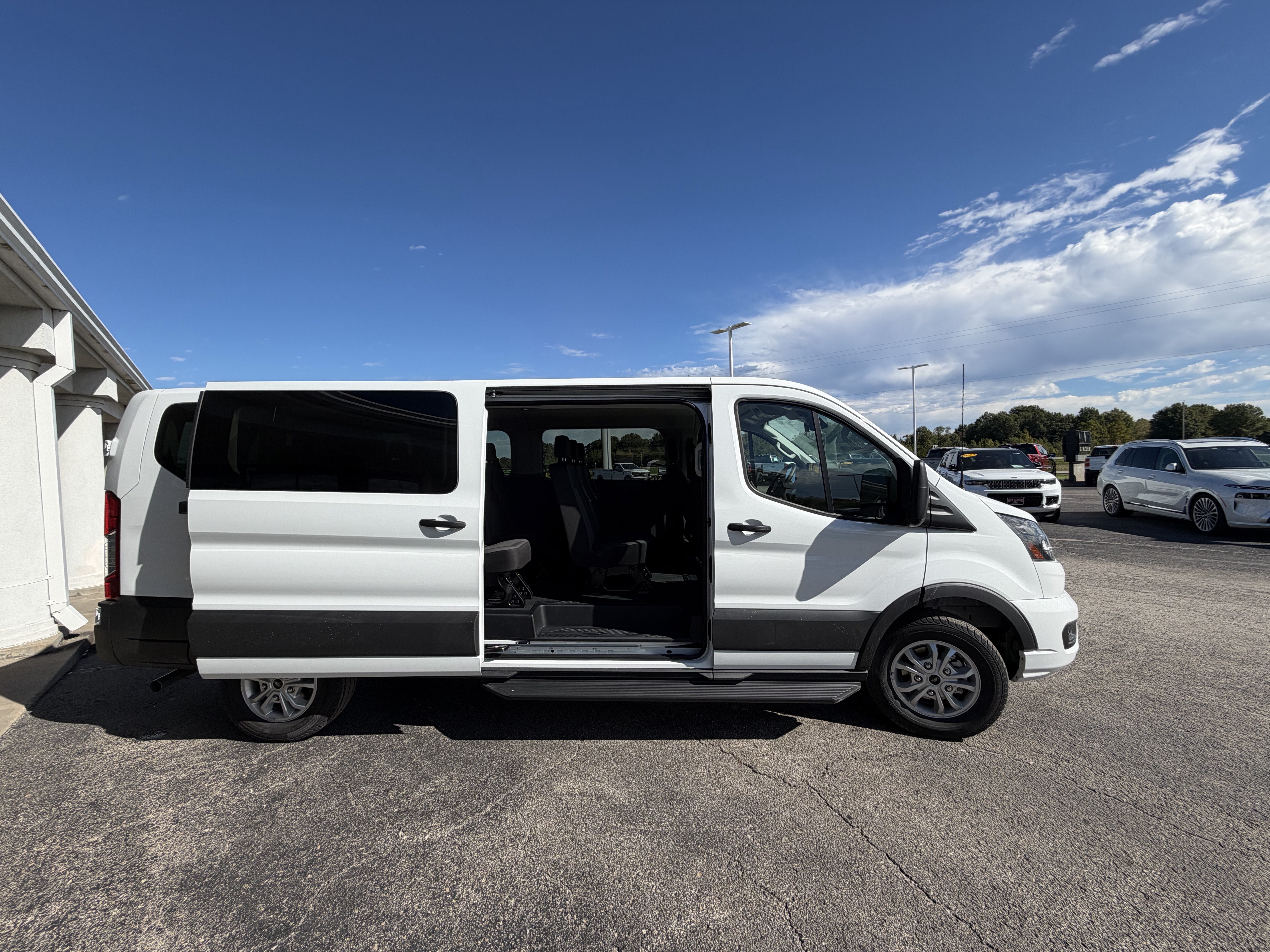 2027 Ford Transit Passenger Wagon Passenger Van XL