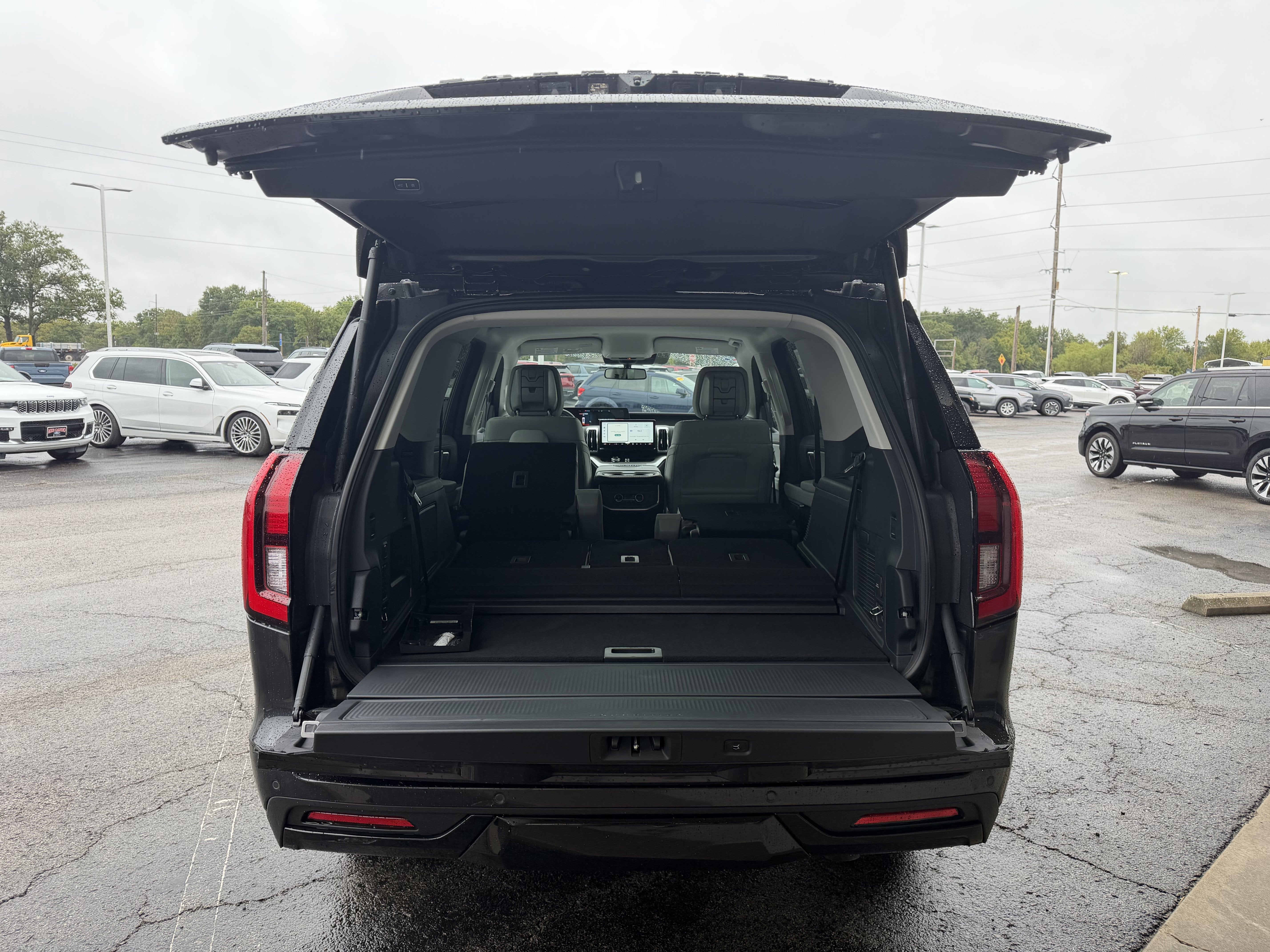 2027 Ford Expedition Platinum