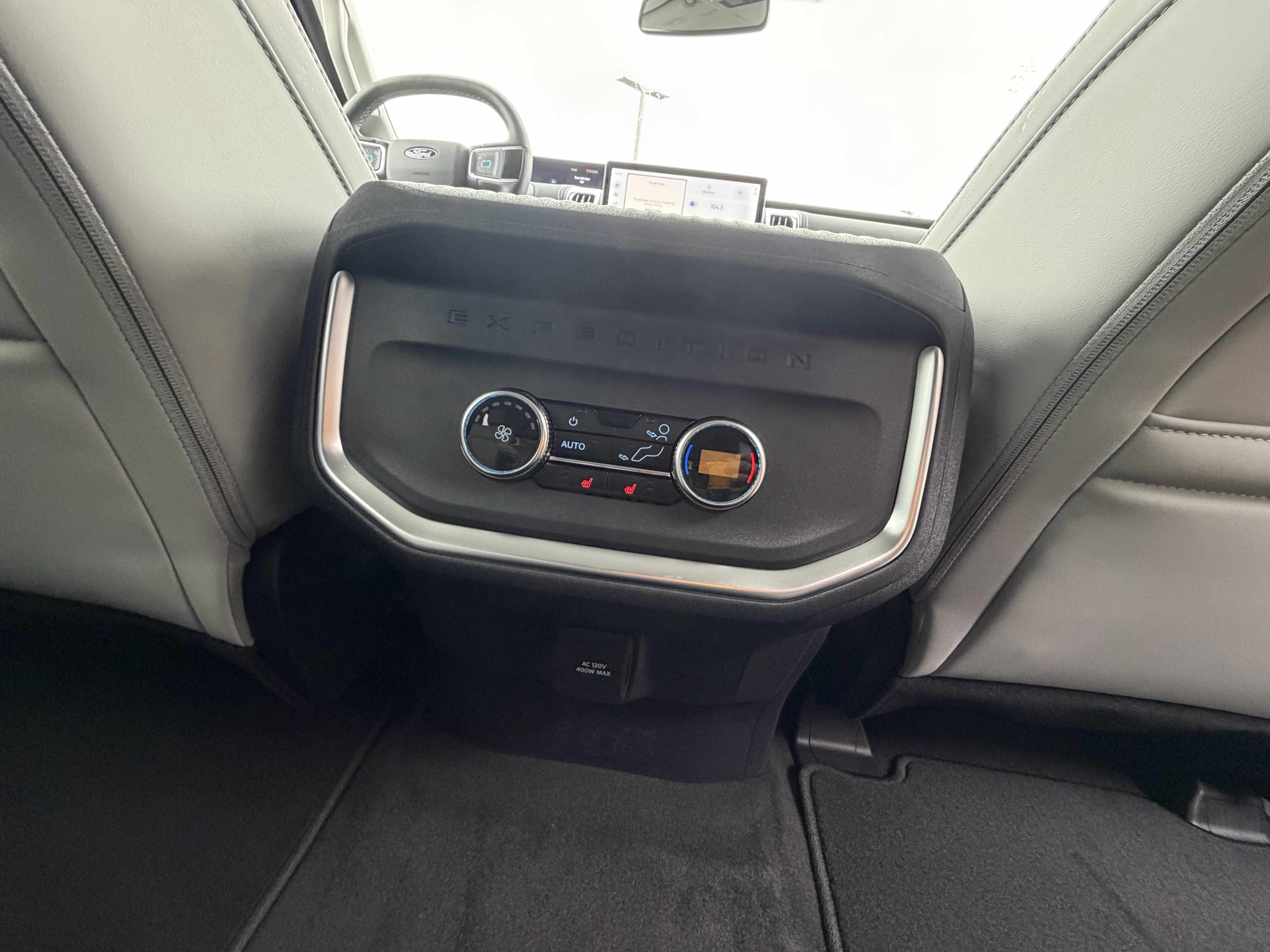 2027 Ford Expedition Platinum