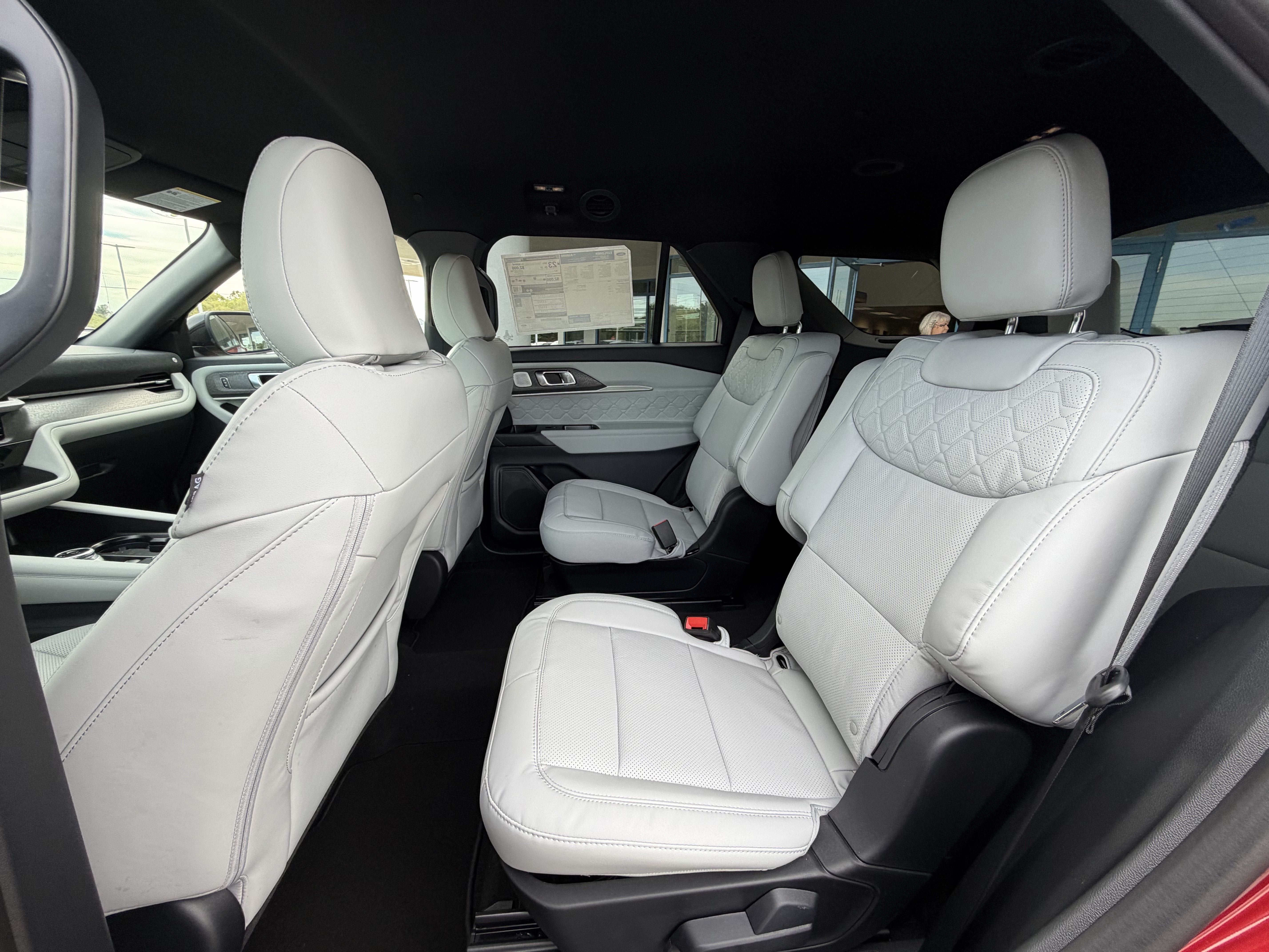 2027 Ford Explorer Platinum
