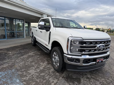 2027 Ford Super Duty F-350 SRW F-350® Lariat®