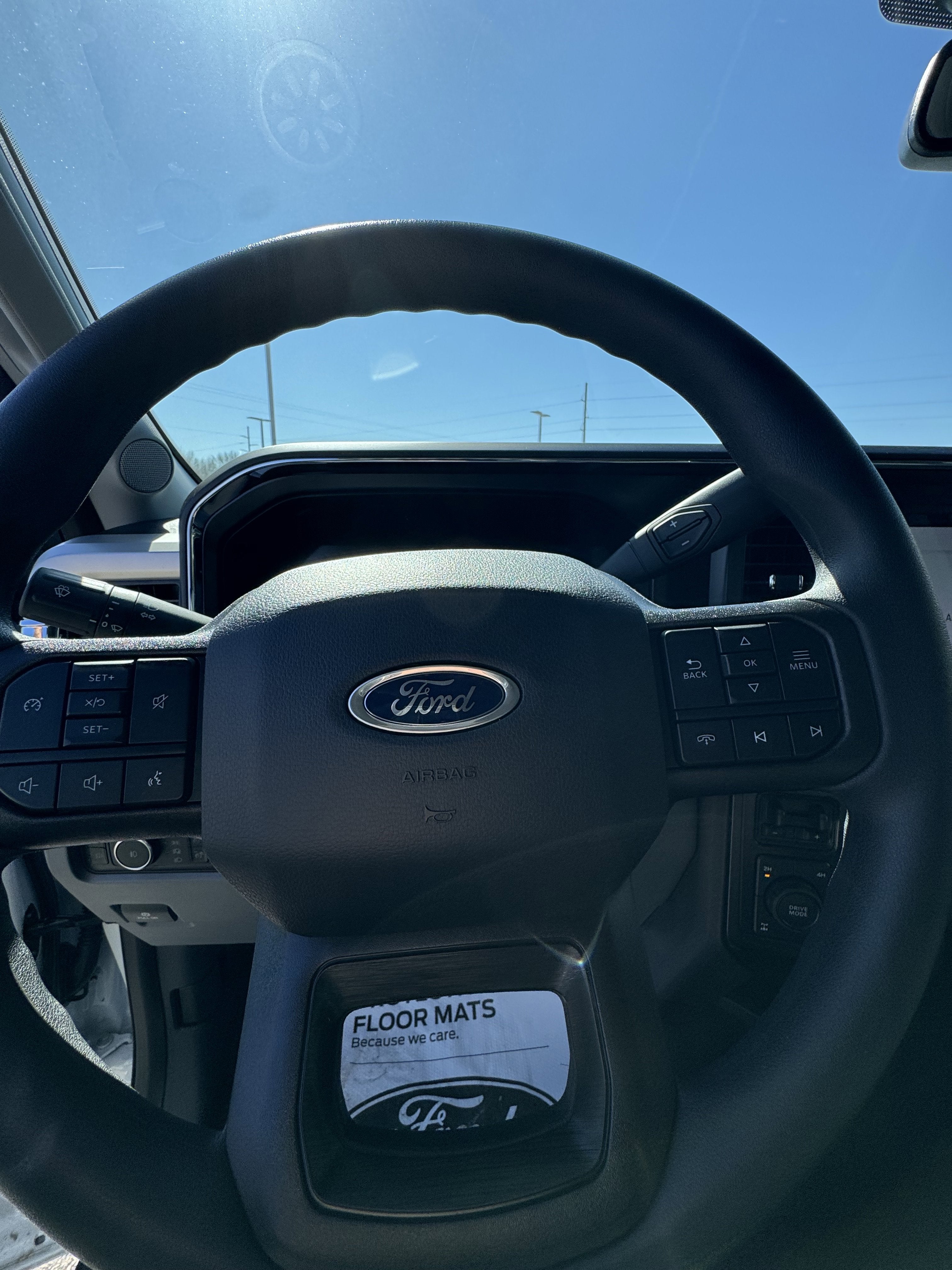 2026 Ford Super Duty F-350 SRW F-350® XLT