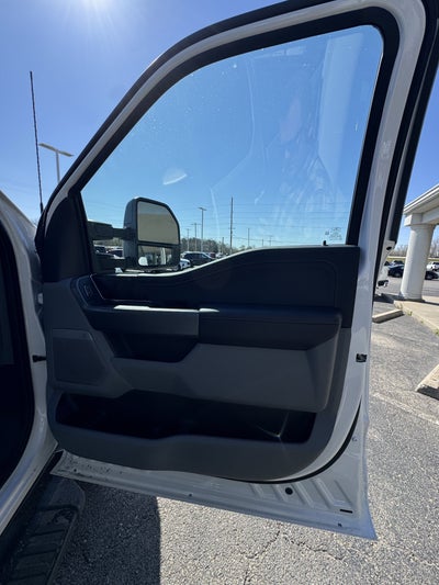 2026 Ford Super Duty F-350 SRW F-350® XLT