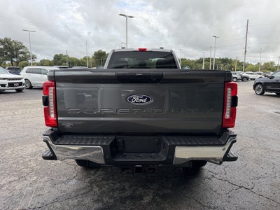 2027 Ford Super Duty F-350 SRW F-350® XLT