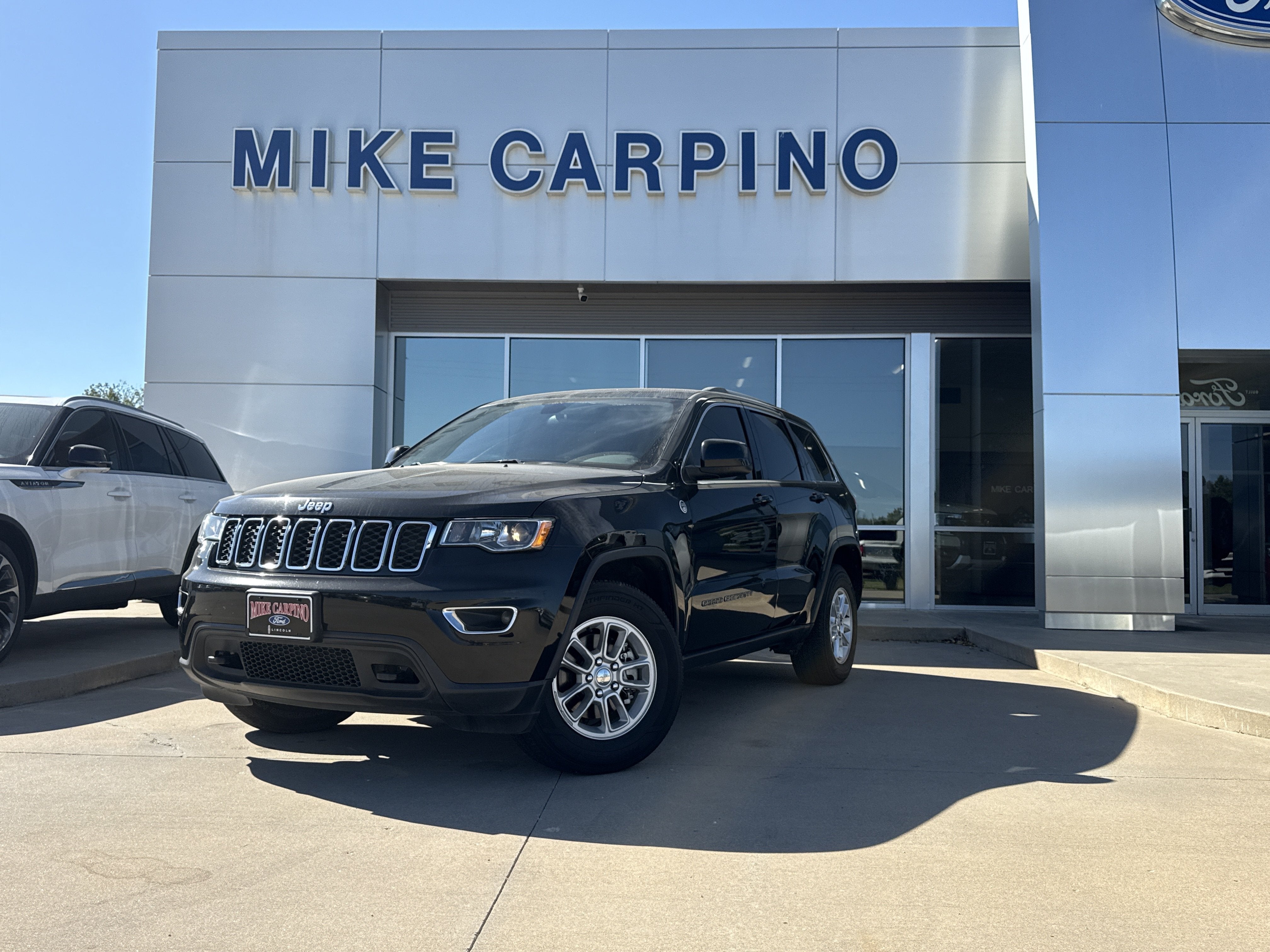 2019 Jeep Grand Cherokee Laredo E