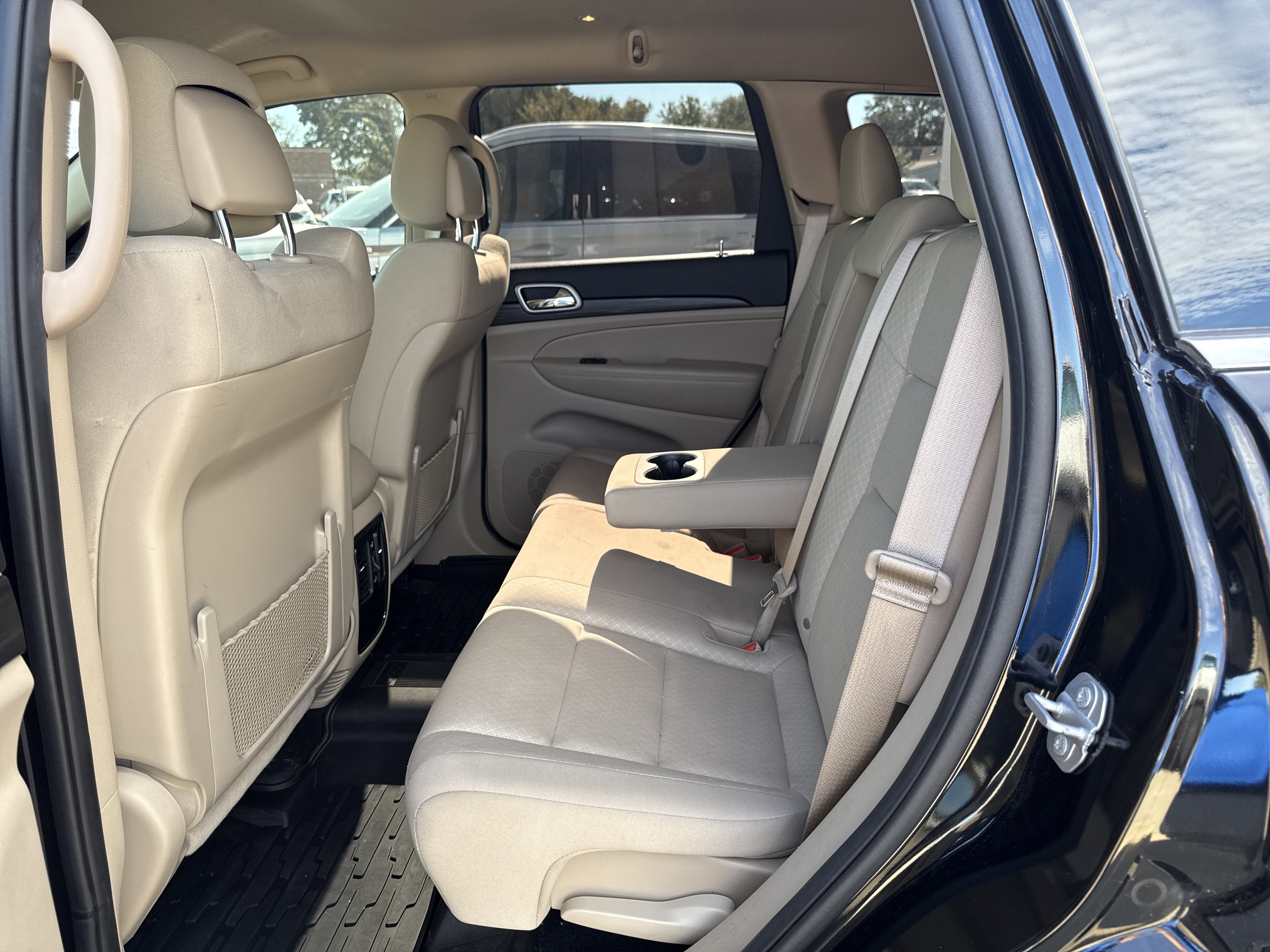 2019 Jeep Grand Cherokee Laredo E