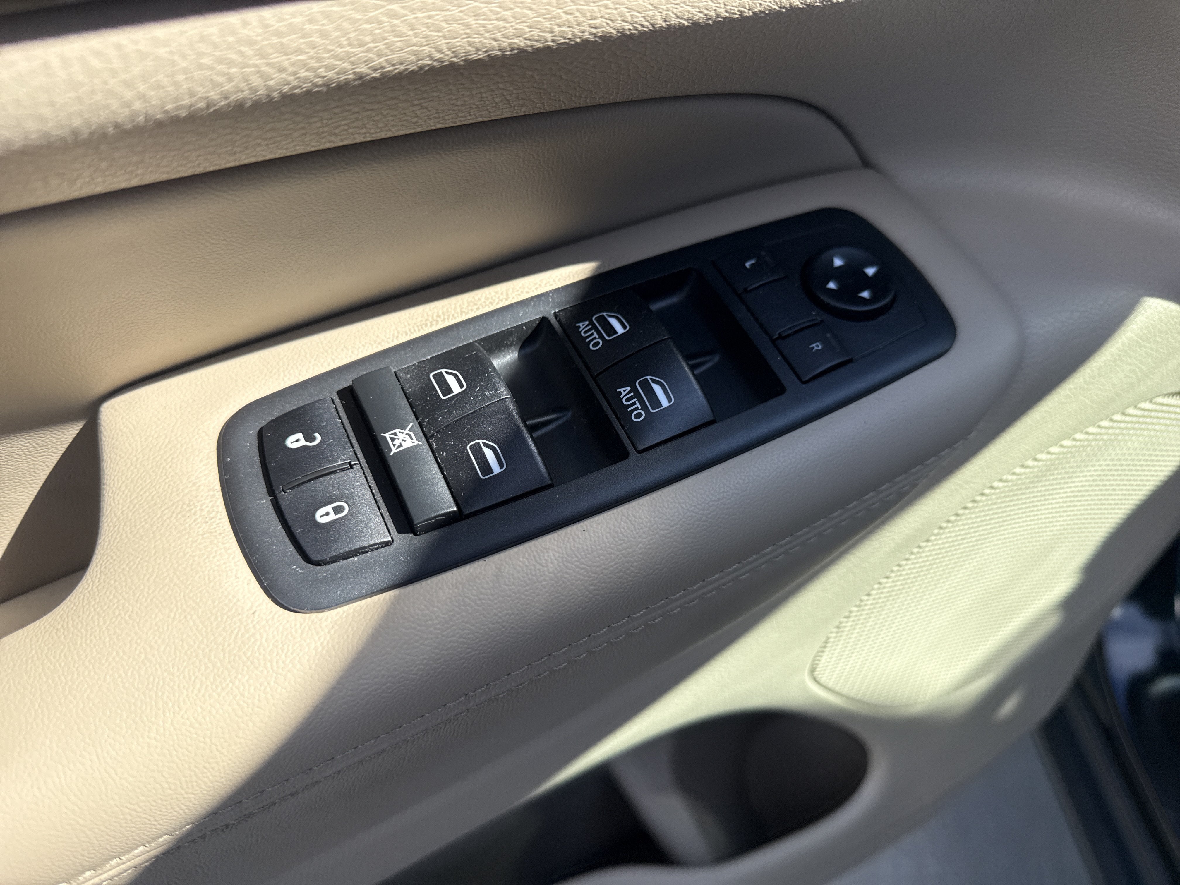2019 Jeep Grand Cherokee Laredo E