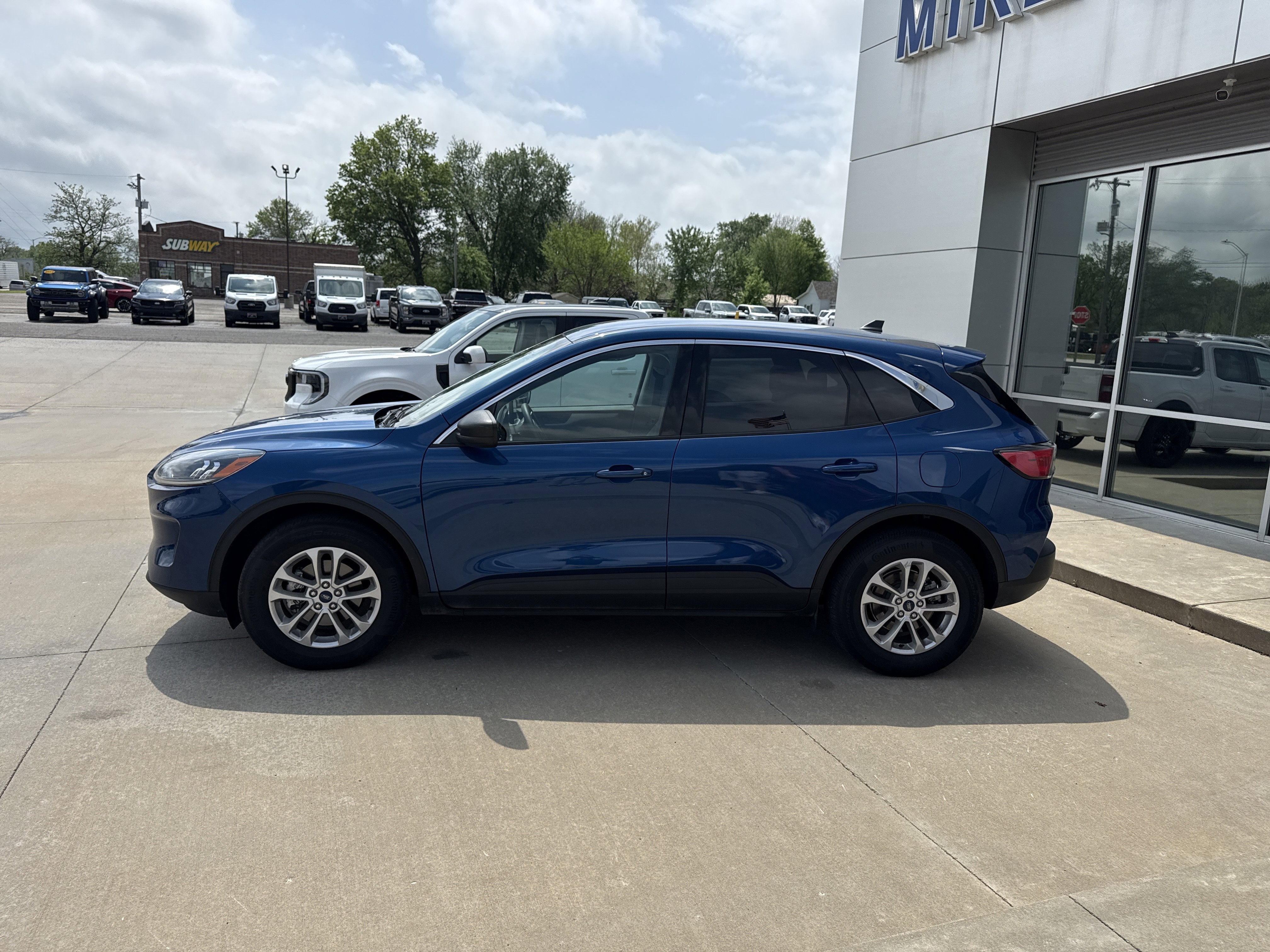 2022 Ford Escape SE