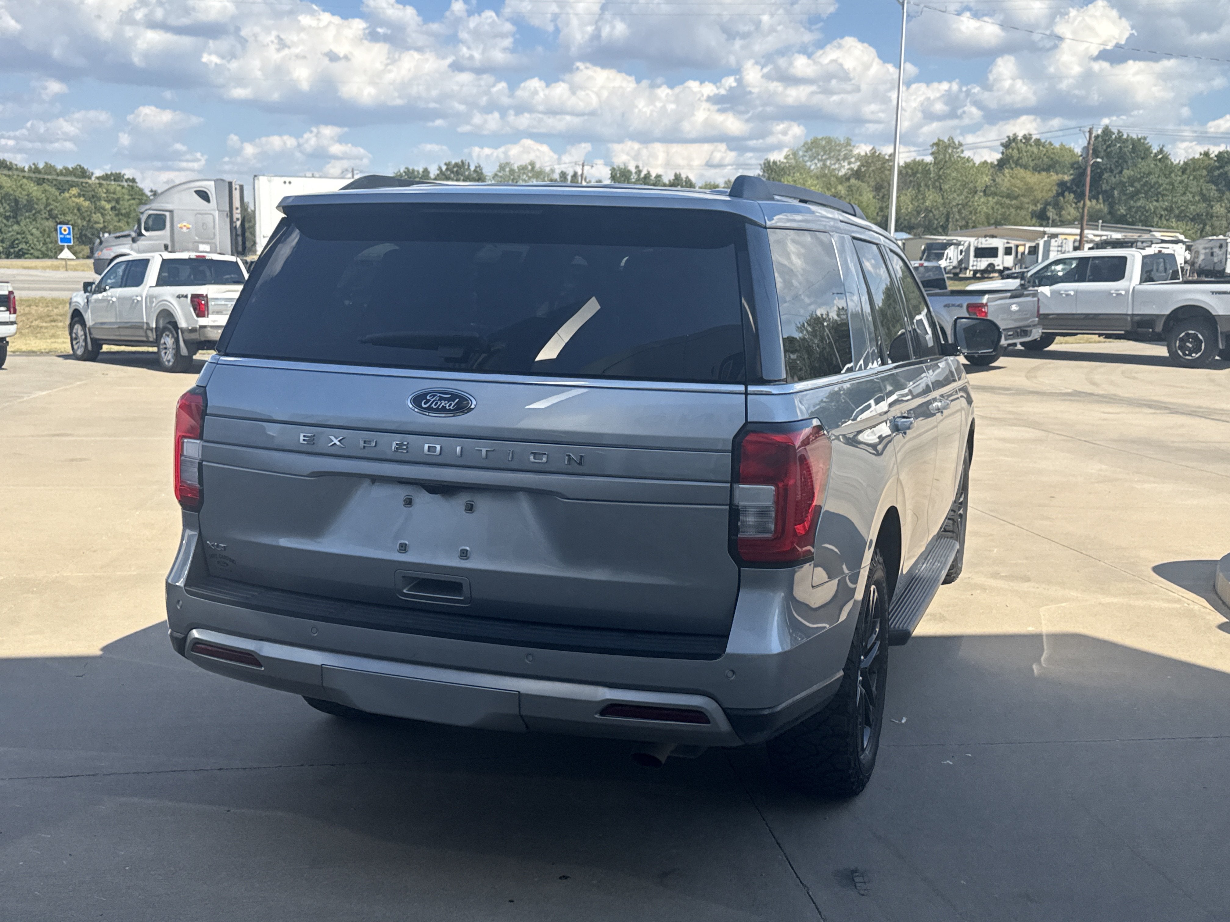 2024 Ford Expedition XLT