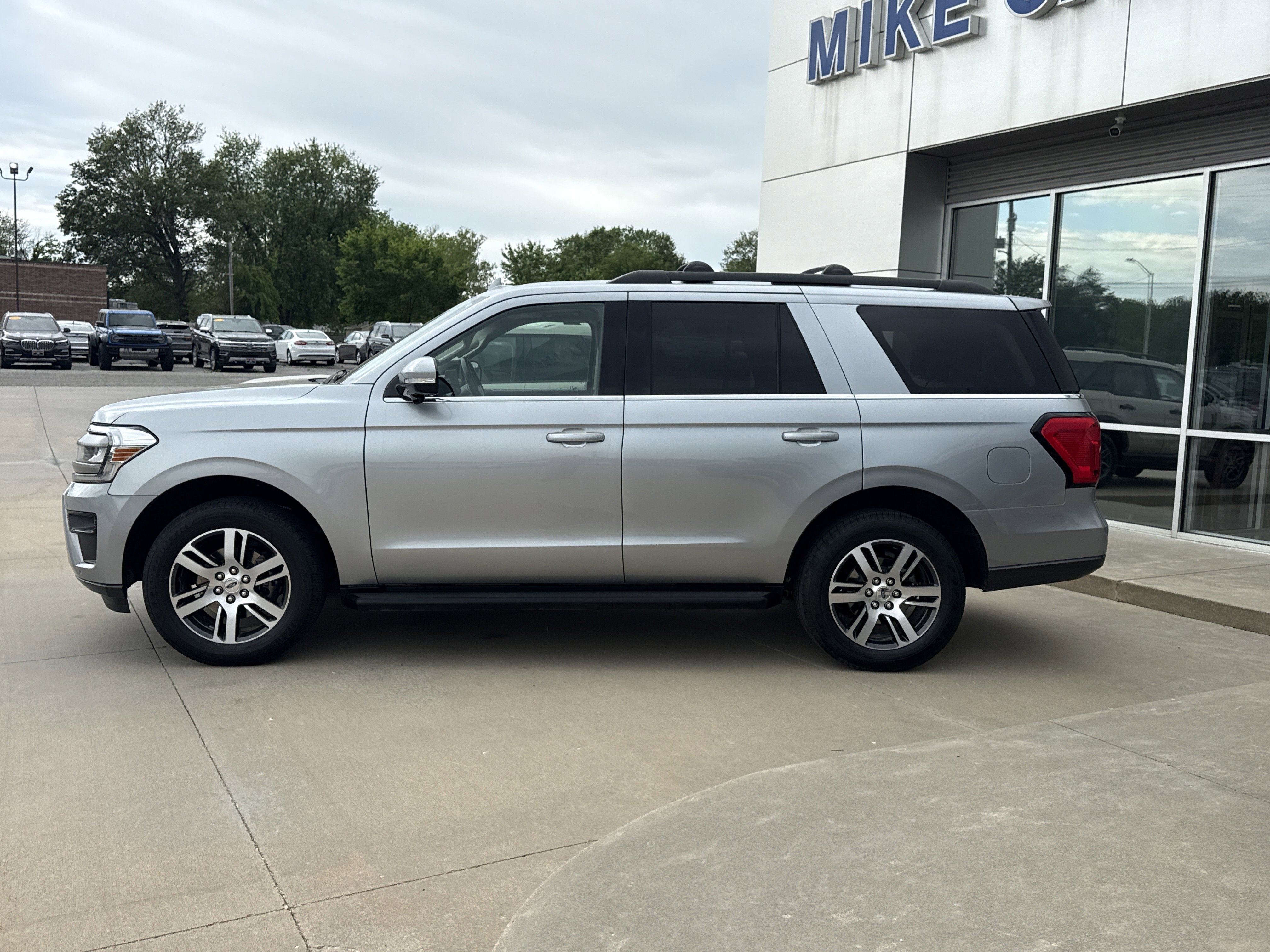 2024 Ford Expedition XLT