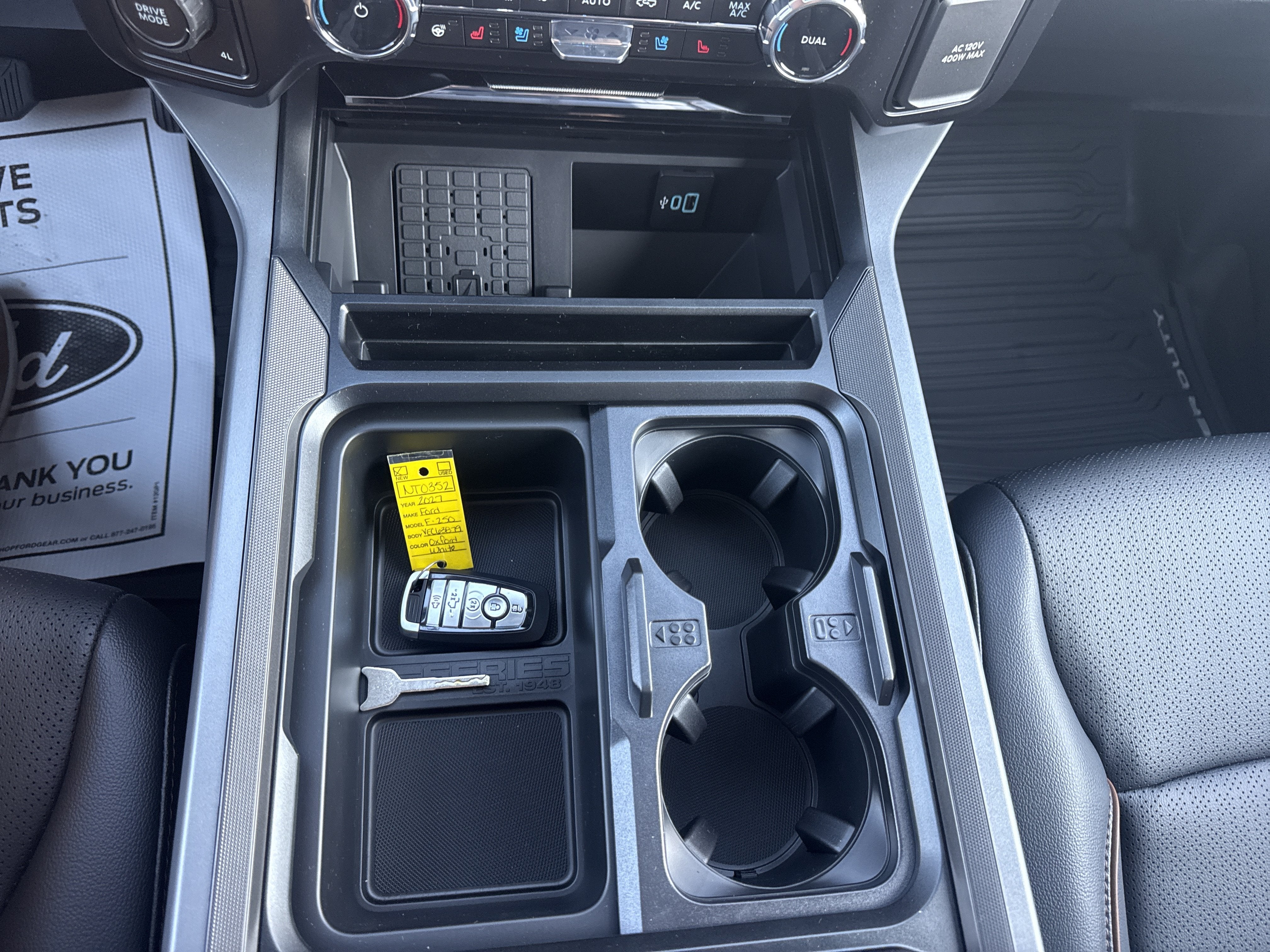 2027 Ford Super Duty F-250 SRW F-250® Lariat®
