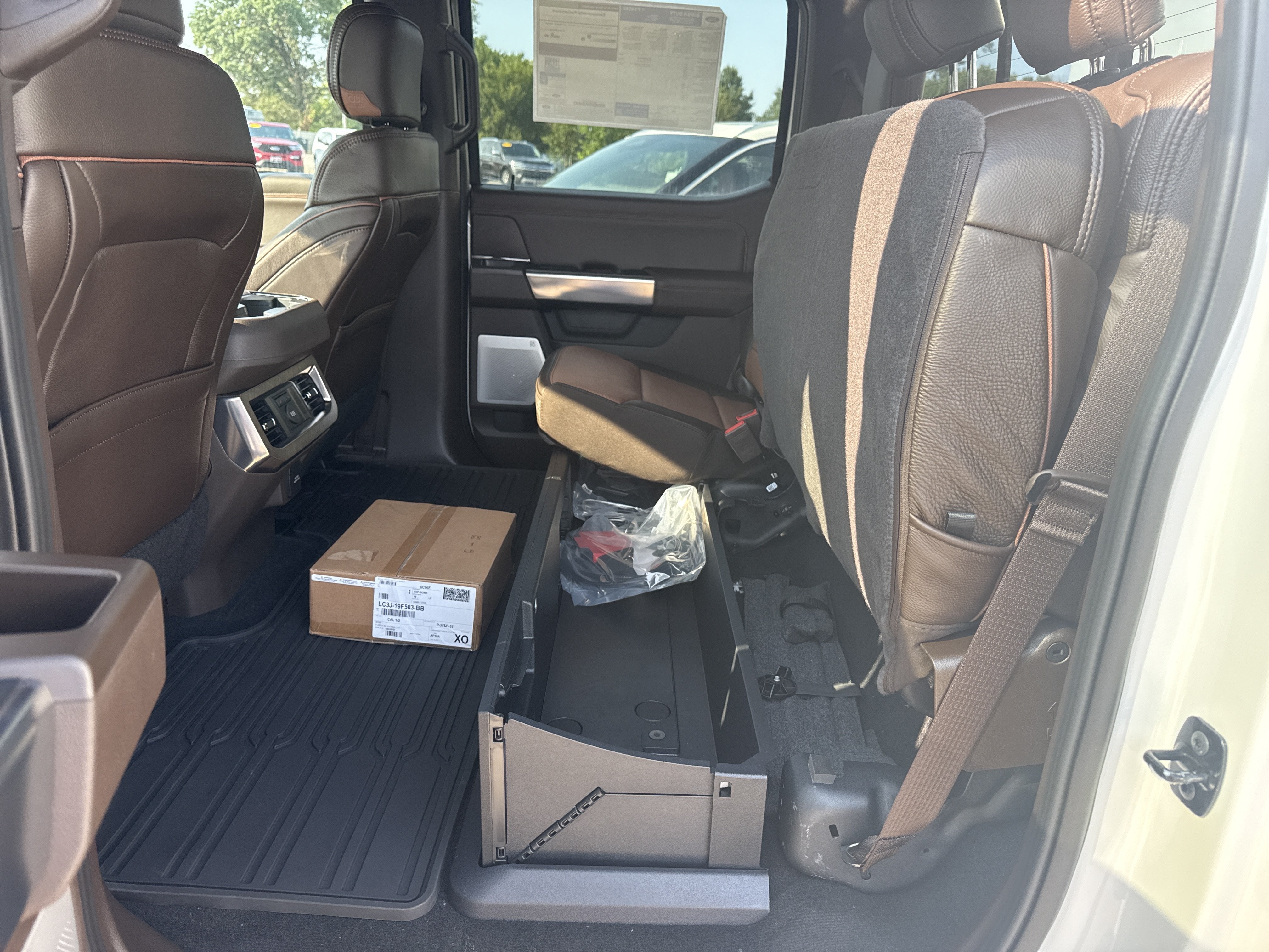 2026 Ford Super Duty F-350 DRW F-350® King Ranch®