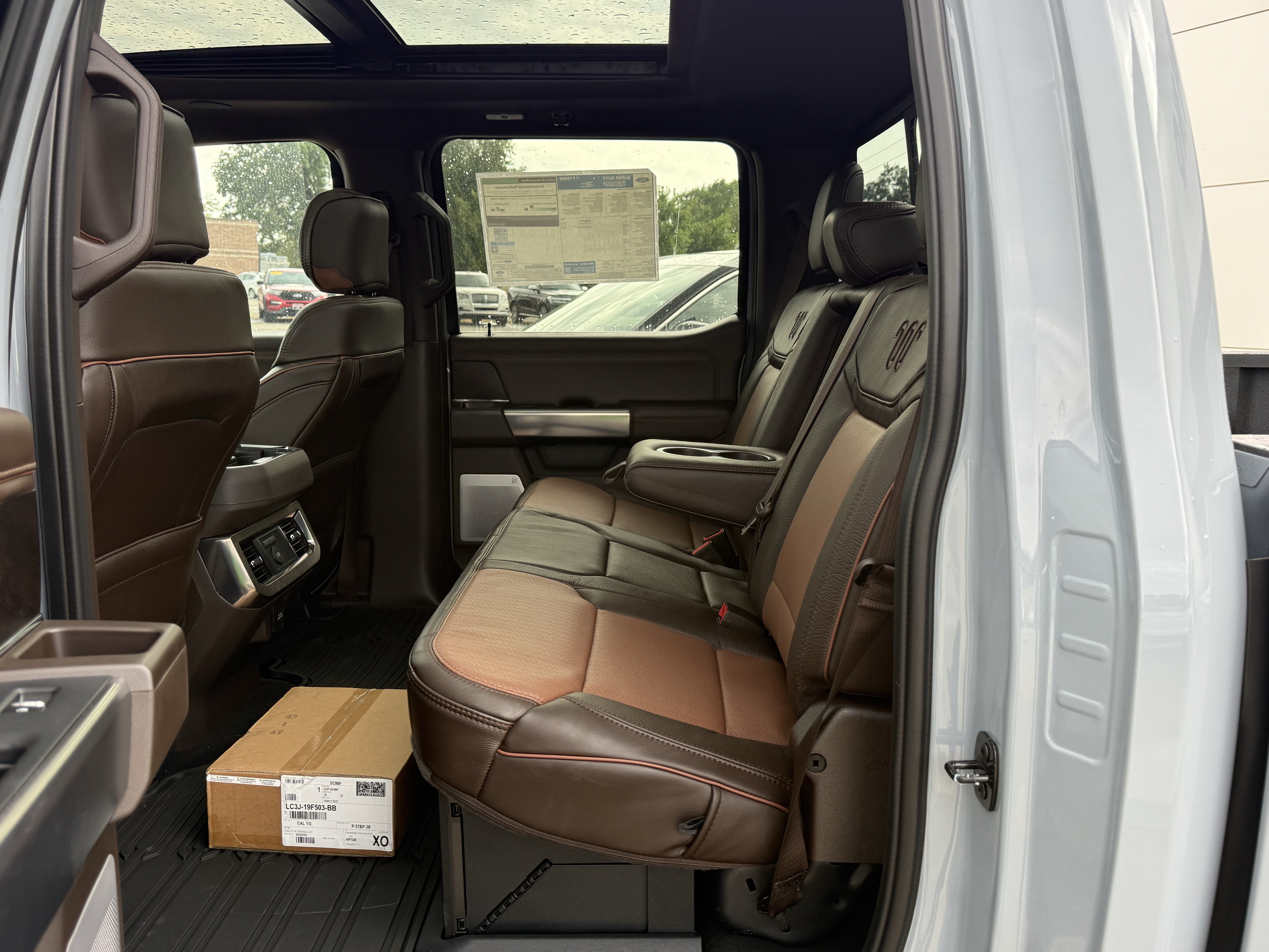 2026 Ford Super Duty F-350 DRW F-350® King Ranch®