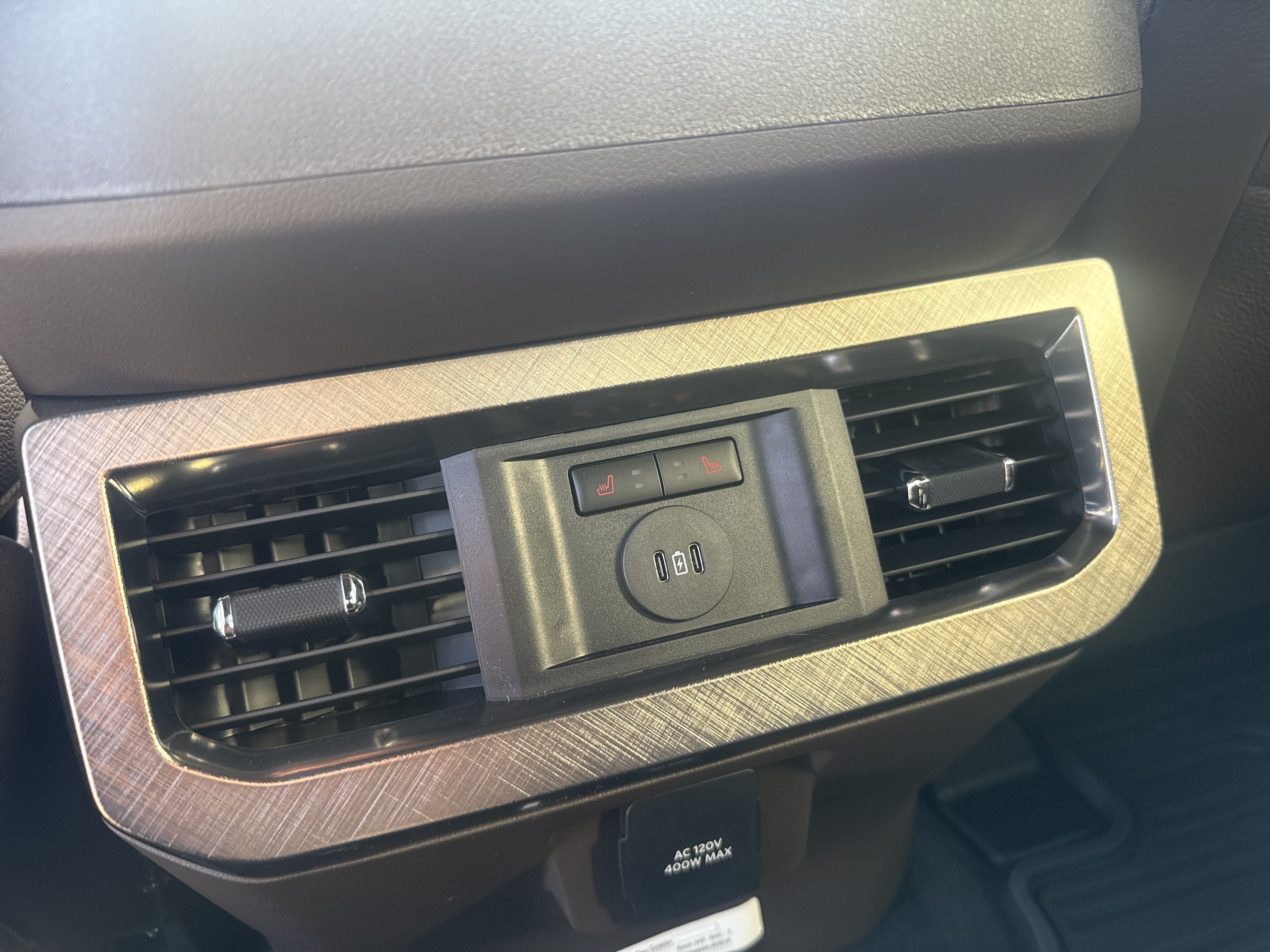 2027 Ford Super Duty F-350 DRW F-350® King Ranch®