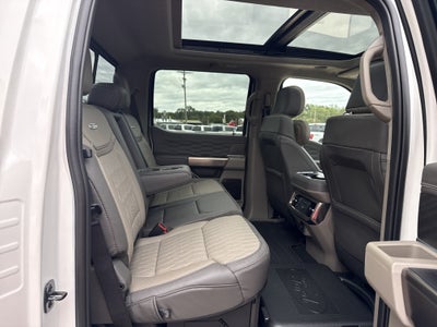 2027 Ford Super Duty F-450 DRW F-450® Platinum®