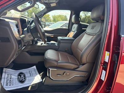 2027 Ford Super Duty F-450 DRW F-450® King Ranch®