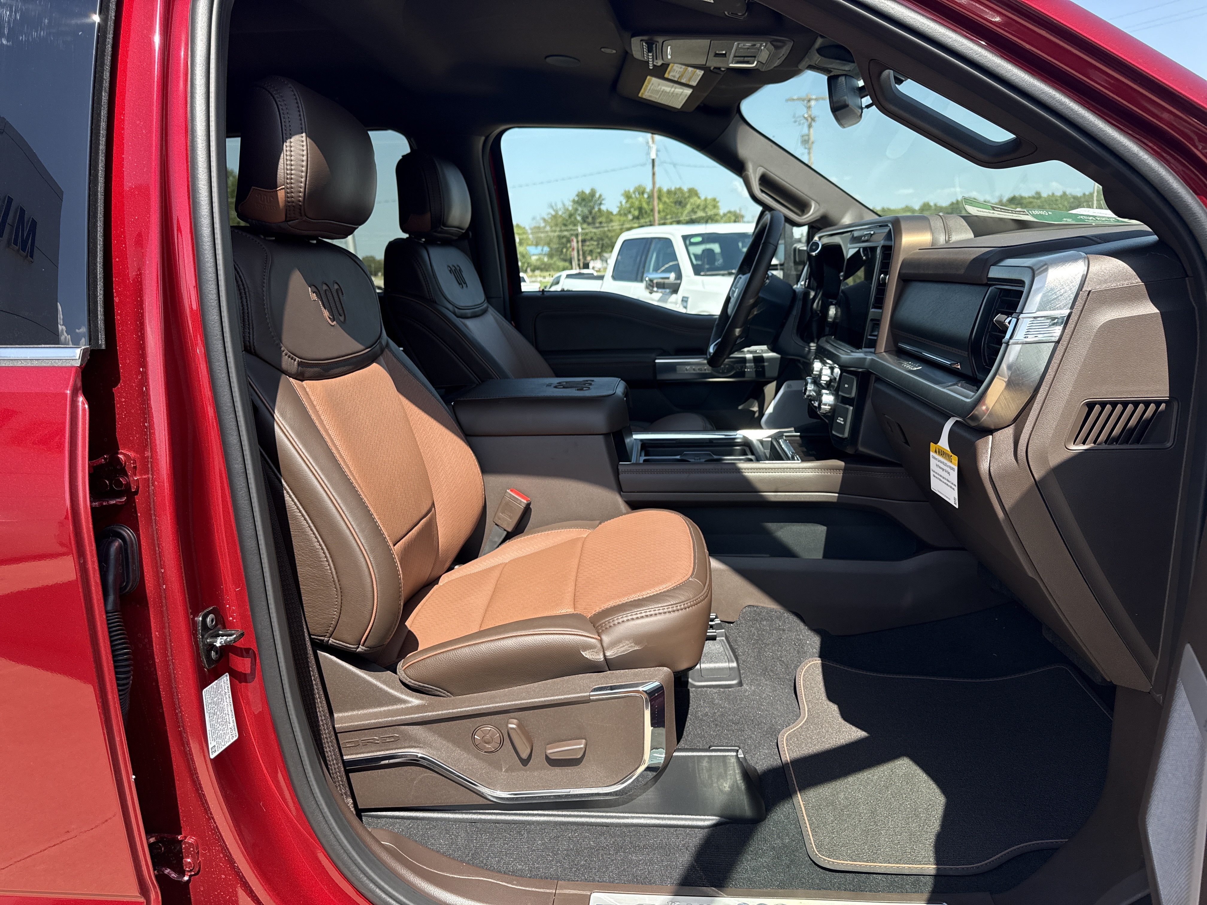 2027 Ford Super Duty F-450 DRW F-450® King Ranch®