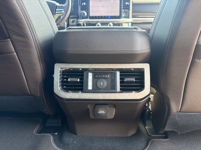 2027 Ford Super Duty F-450 DRW F-450® King Ranch®