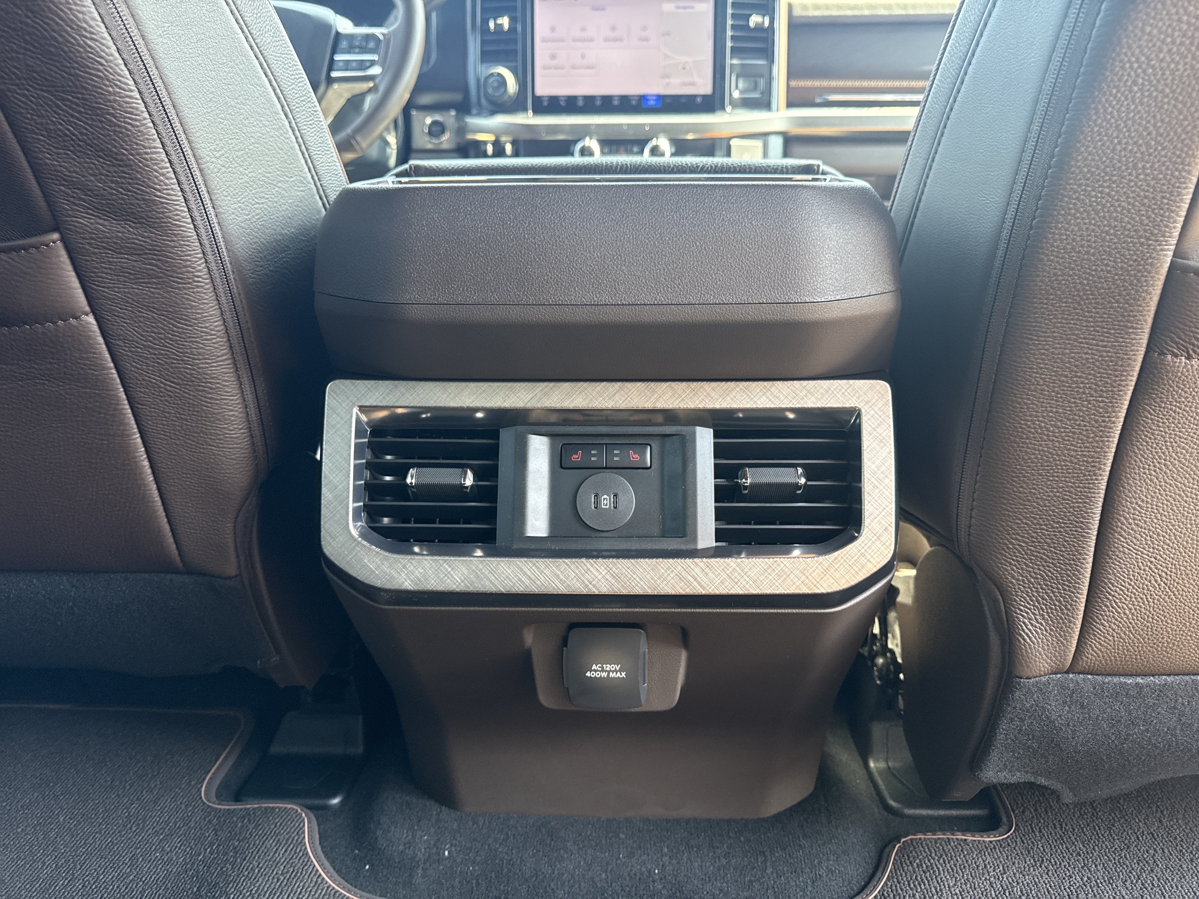 2027 Ford Super Duty F-450 DRW F-450® King Ranch®