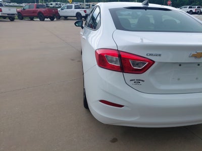 2019 Chevrolet Cruze LS