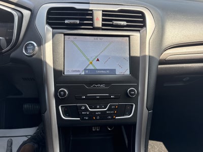 2020 Ford Fusion SE
